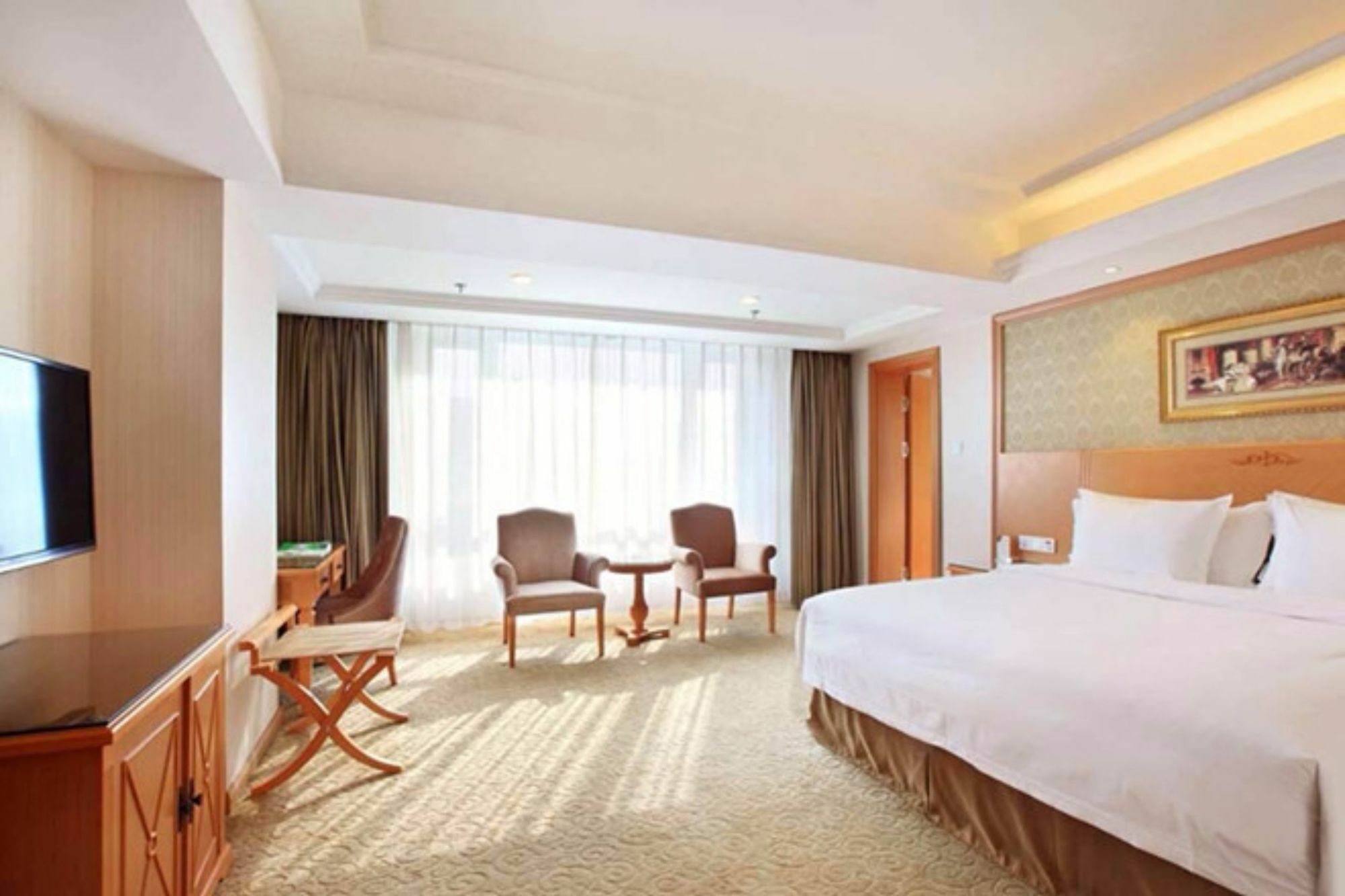 Vienna International Hotel Shenyang Railway Station Bagian luar foto
