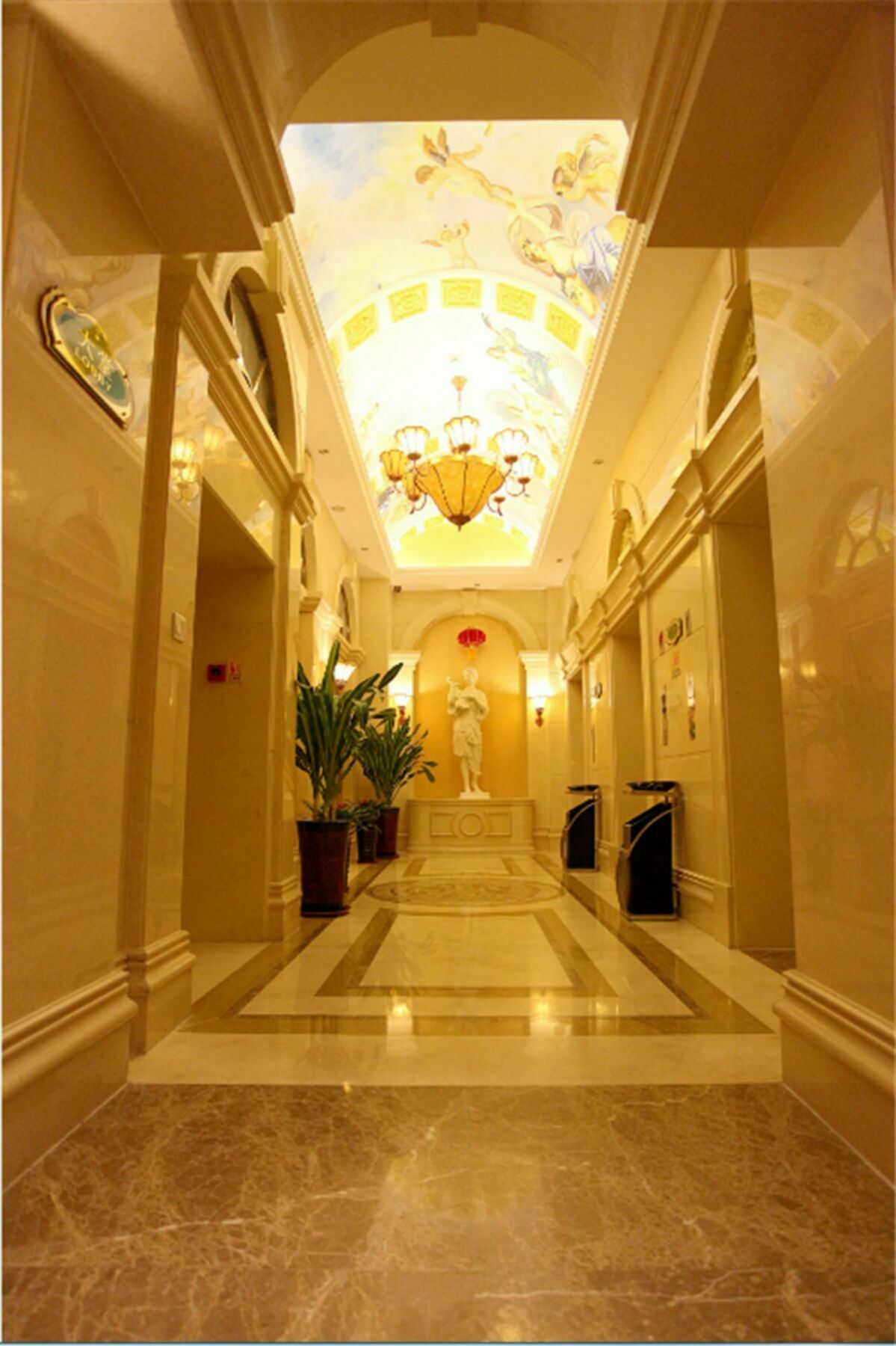 Vienna International Hotel Shenyang Railway Station Bagian luar foto